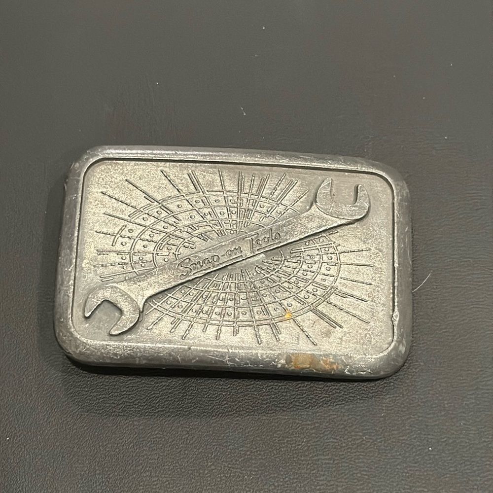 VINTAGE 80s ~ SNAP-ON TOOLS Collectible PEWTER BELT BUCKLE in GUC
